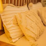 Athena Bnb - Luxe Stay 500M From Viman Nagar Airport