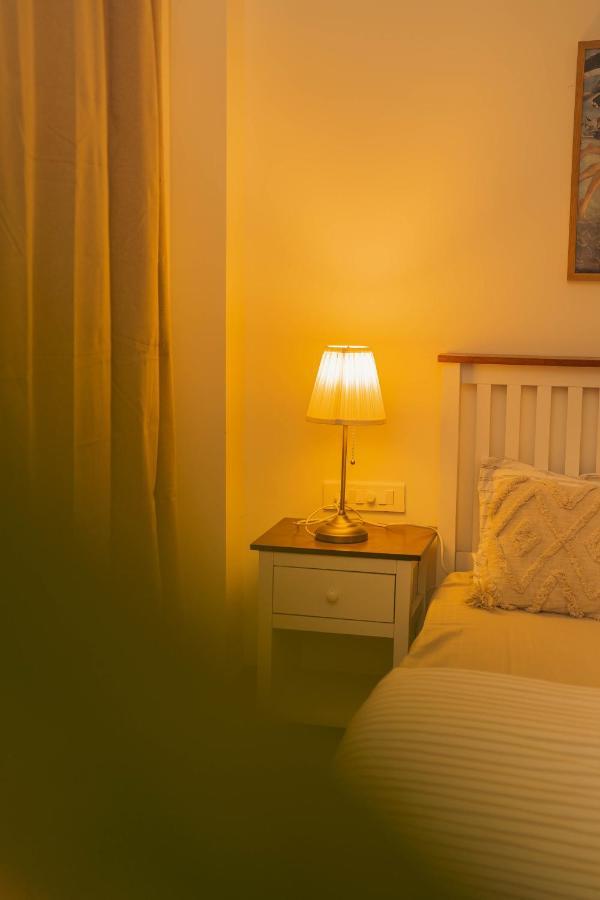 Athena - Luxe 500m From Viman Nagar Airport Apartment Pune