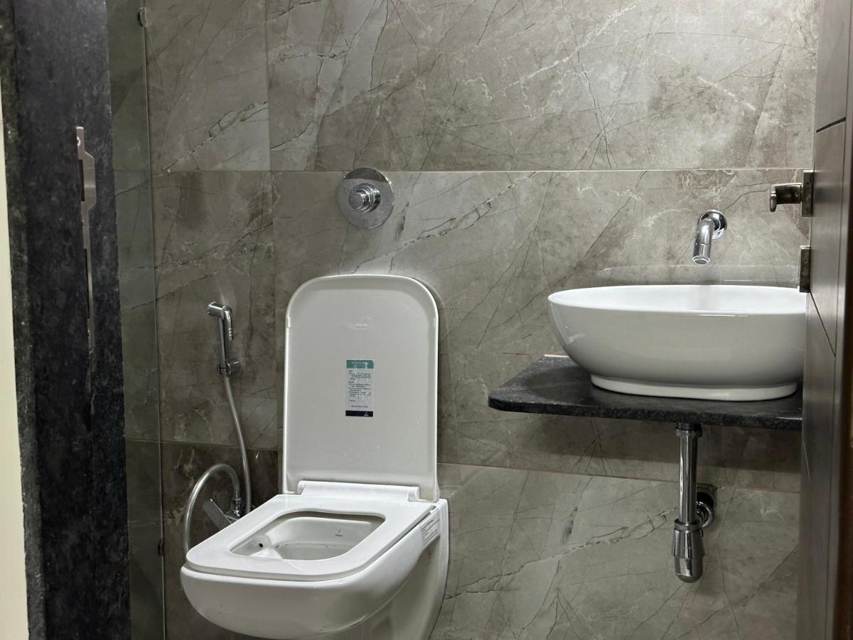 Athena - Luxe 500m From Viman Nagar Airport *