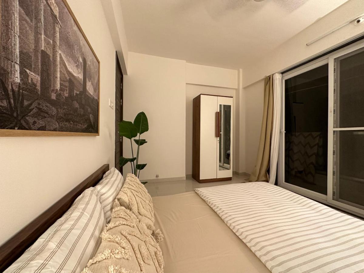 Athena - Luxe 500m From Viman Nagar Airport Apartment *